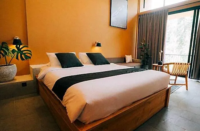 Otel Loji Nyanyi Brew Tanjungan